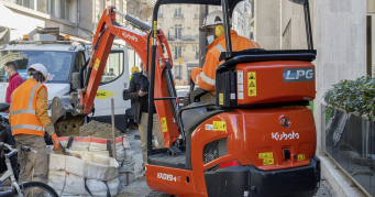 L’autonomie d’une journée complète de travail (6 heures compteur) a été vérifiée sur un chantier représentatif de la Spac.