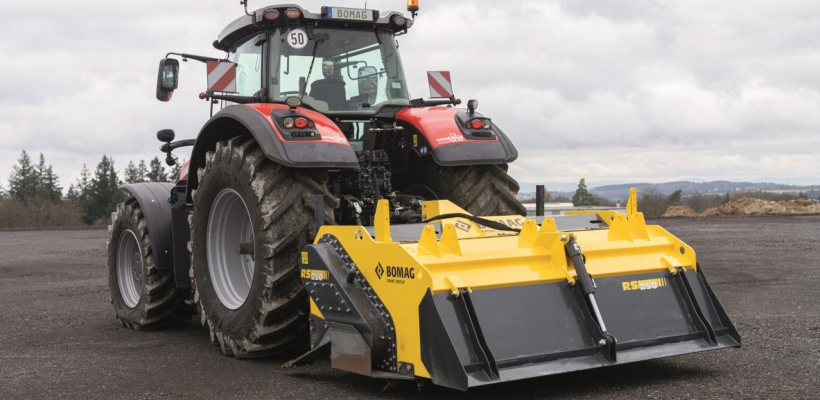 Le  concept Bomag RS 250 et RS 300 préfigure  une solution économique de malaxage et stabilisation avec tracteur.