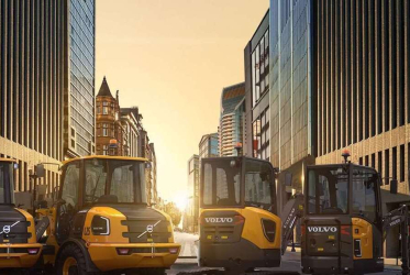 Le groupe Volvo ambitionne d’atteindre la neutralité carbone dès 2040, tant sur ses sites industriels que par l’usage de ses matériels et camions.
